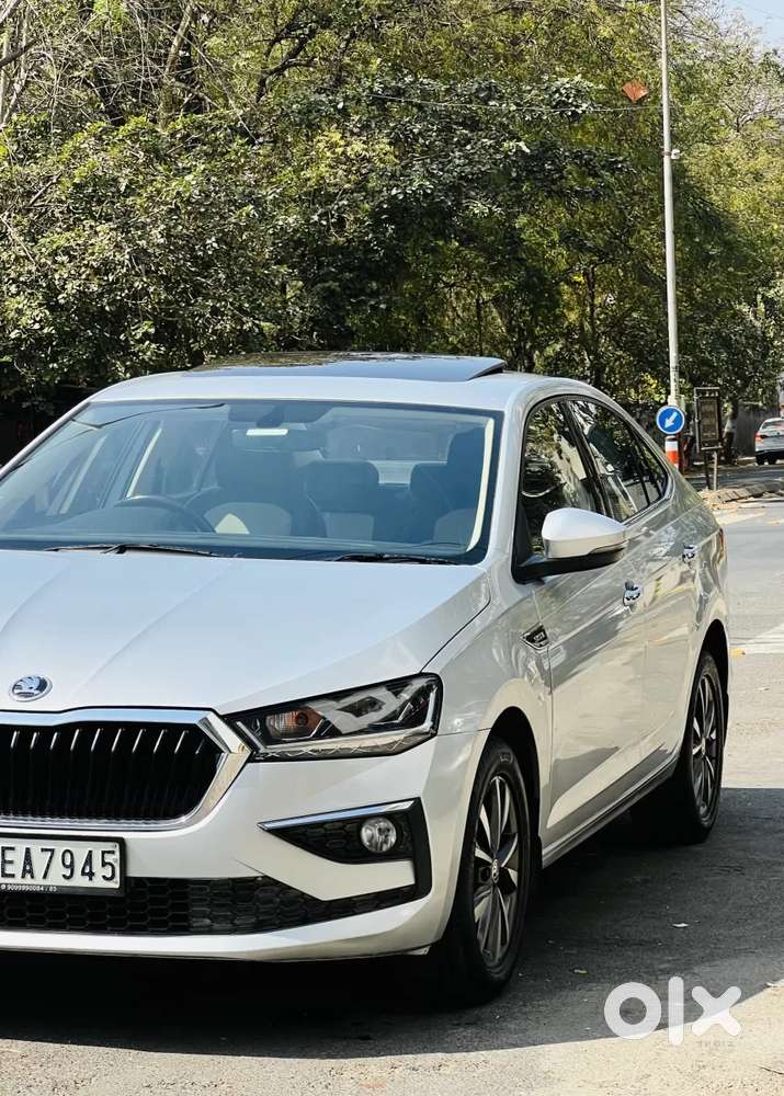 Skoda Slavia Style 1.0l Tsi At, 2022, Petrol