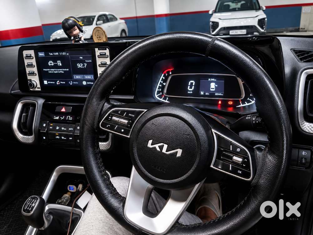 Kia Sonet 2023 Petrol 28500 Km Driven
