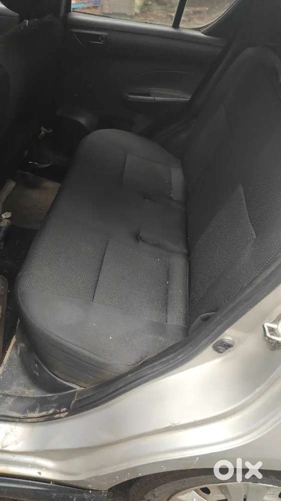 Maruti Suzuki Swift Lxi, 2012 Car