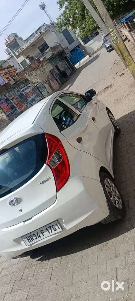 2012 Hyundai Eon Magna +