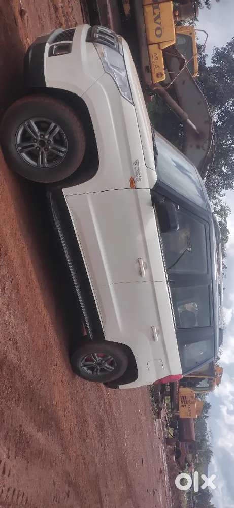 Mahindra Tuv