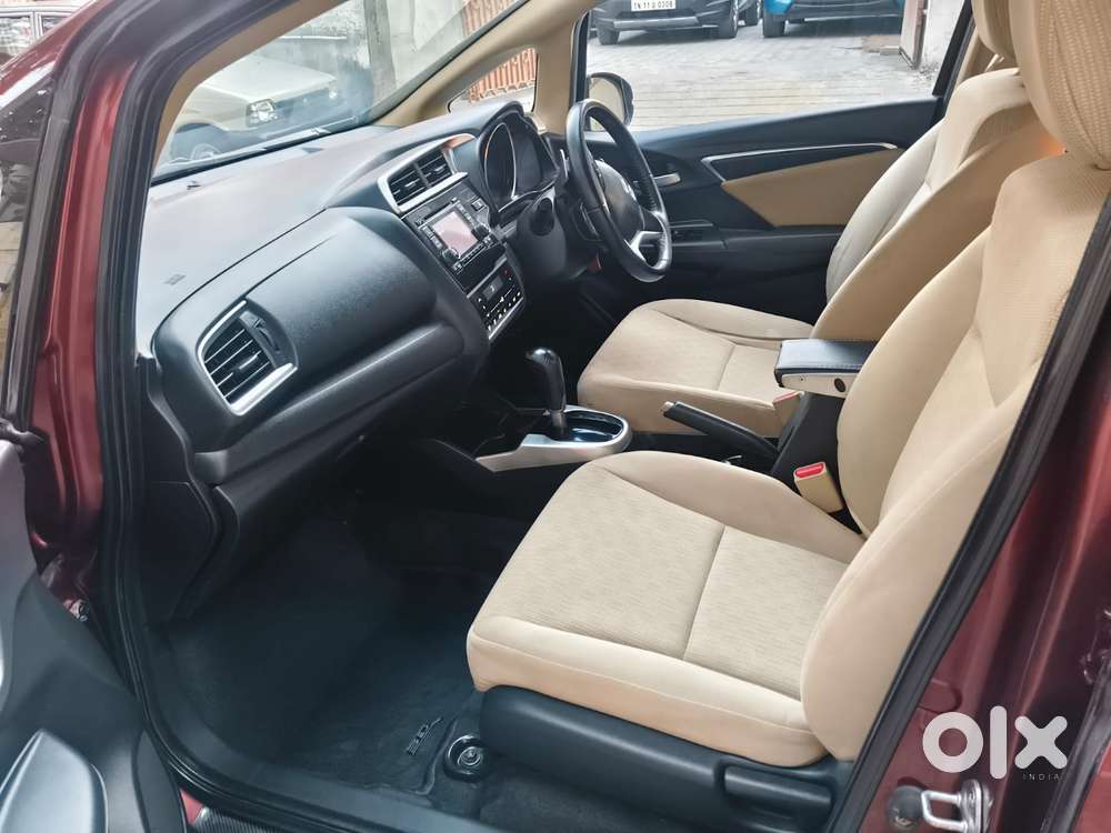 Honda Jazz V Automatic, 2017, Petrol