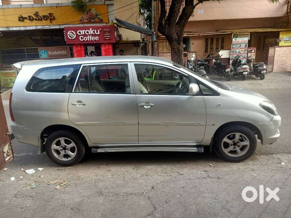 Toyota Innova Diesel G4 2009 Jan Invoicee Done 146000 Kms Single Owner