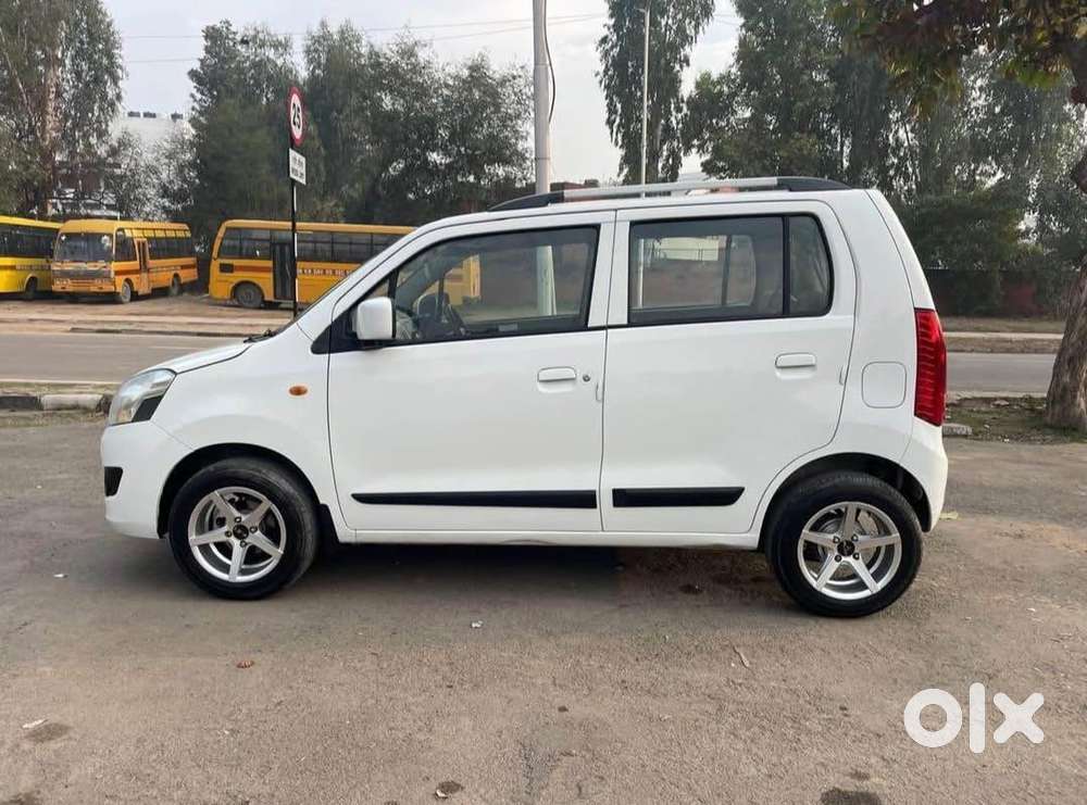 Maruti Suzuki 2016 Petrol