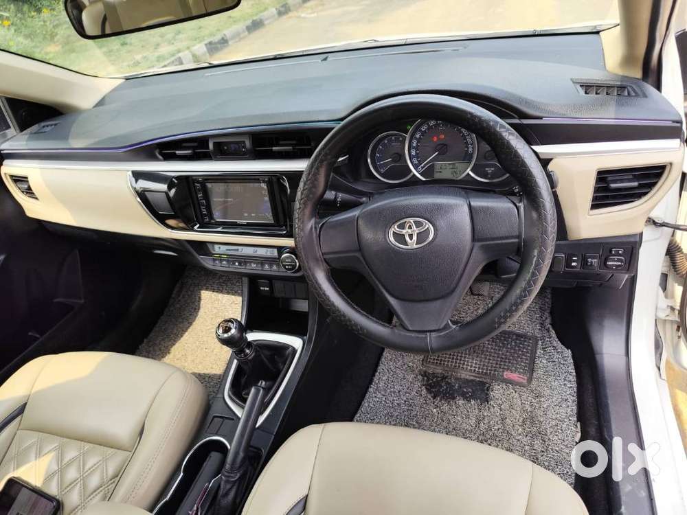 Toyota Corolla Altis 2016
