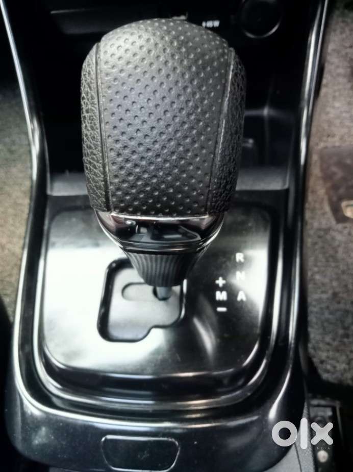 Tata Punch Accomplished Amt Sunroof, 2025, Petrol