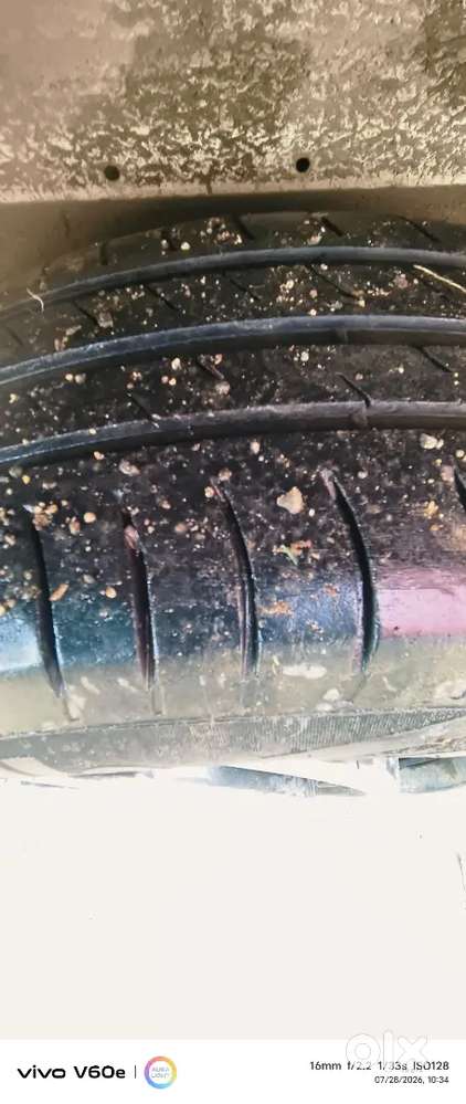 Mahindra Xylo 2015 Year New Tyre Gadi Mein Koi Kam Nahin Hai Insurance