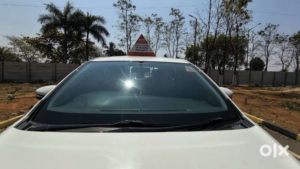 Toyota Innova Crysta 2.8 Gx At, 2018