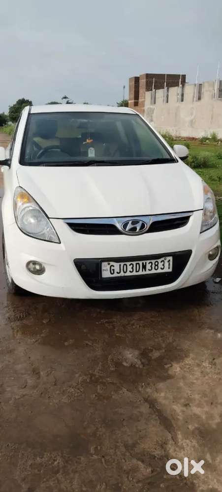 હુન્ડાઈ Asta