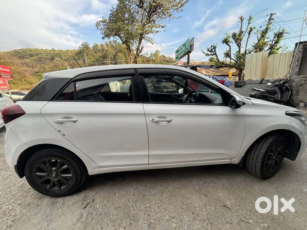 Hyundai I20 2019 Petrol 73000 Km Driven