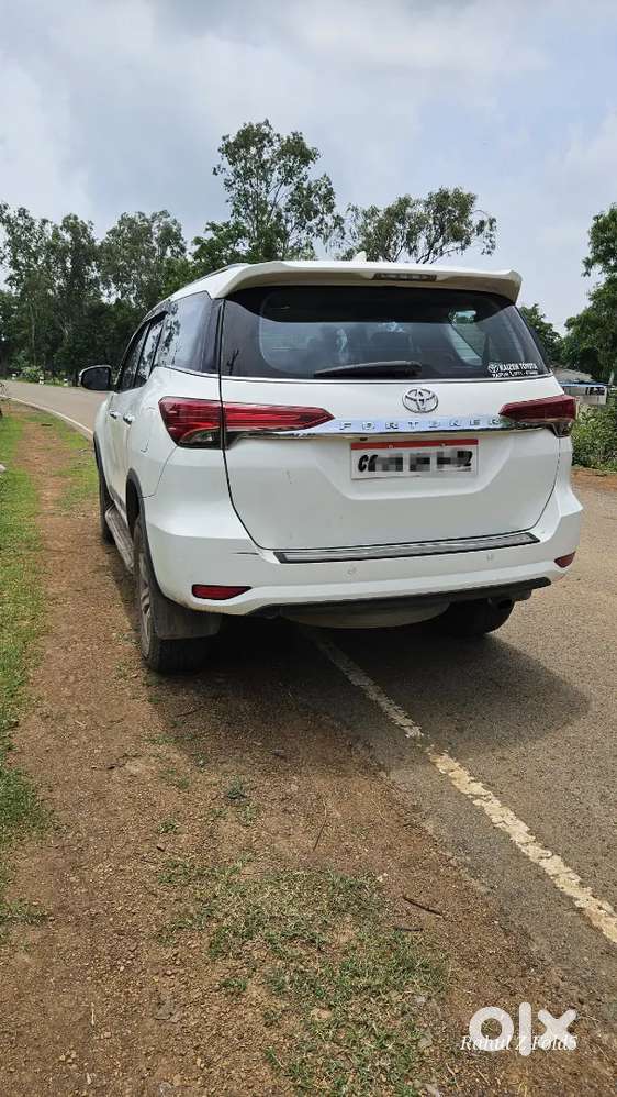 Toyota Fortuner 2017 Diesel Well Maintained All New Tyre Yokohama