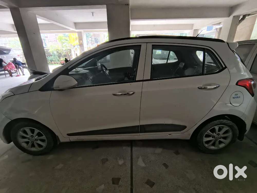 Hyundai I10 Sportz 2014 Petrol