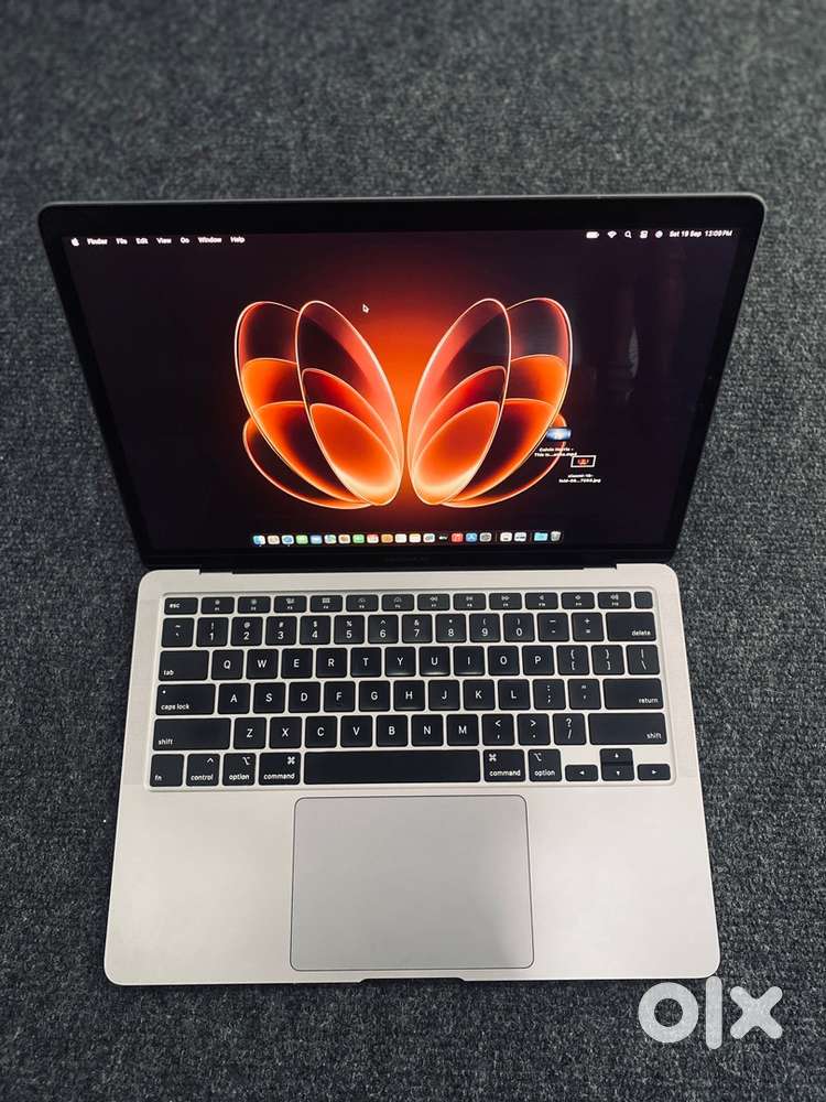 MacBook Air (Retina, 13-inch, 2020) 8/256 SSD