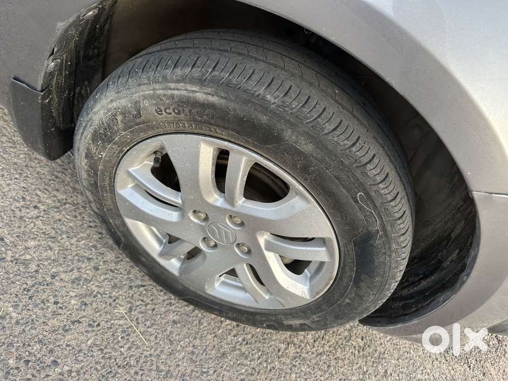 Maruti Suzuki Swift Dzire Zdi, 2013, Diesel