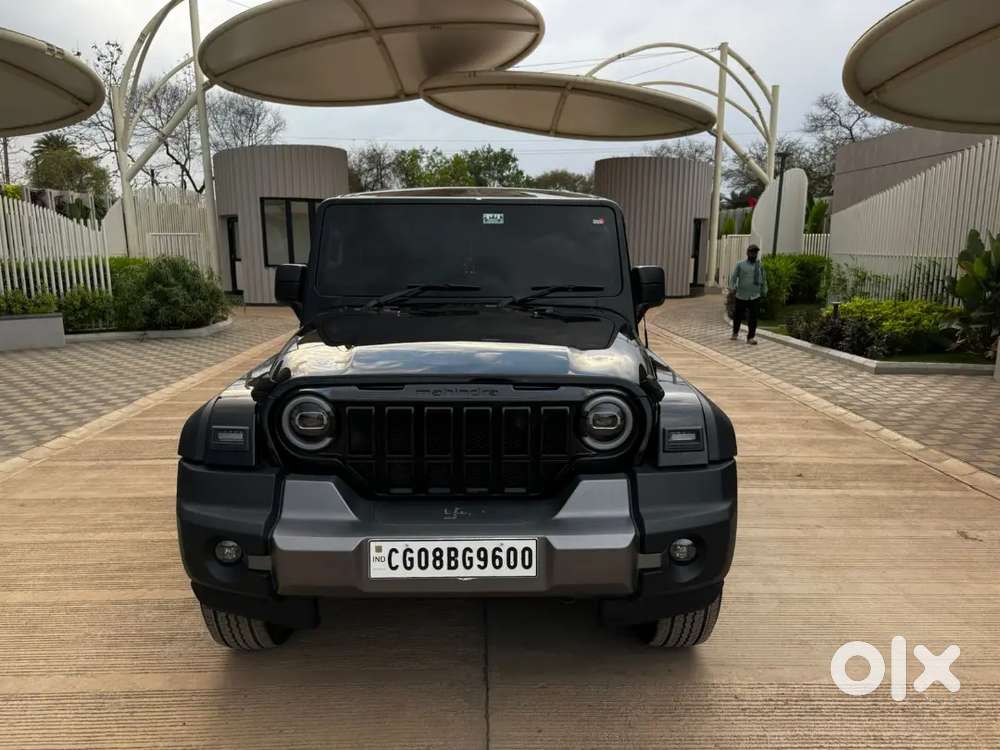 Mahindra Thar Roxx Petrol 2025