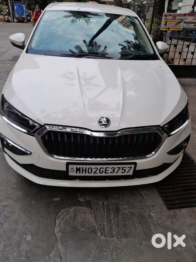 Skoda Slavia Ambition 1.5l Tsi Dsg Dual Tone, 2024, Petrol
