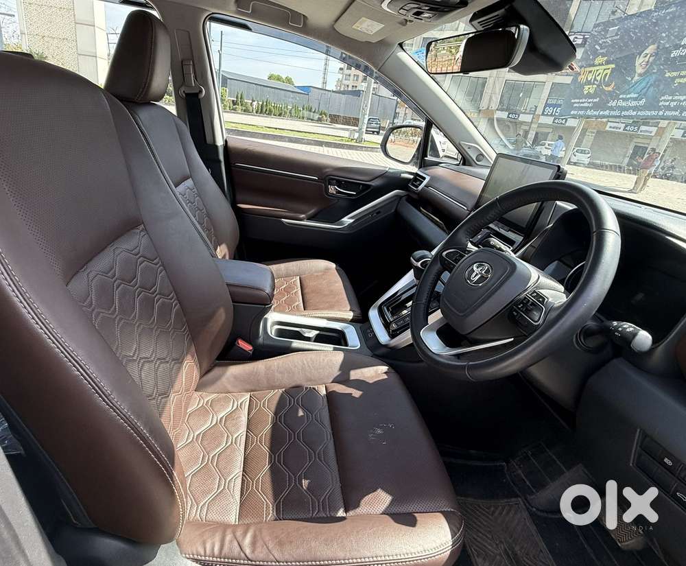 Toyota Innova Hycross 2.0 Zx (o) Hybrid 7 Str, 2024, Cng & Hybrids