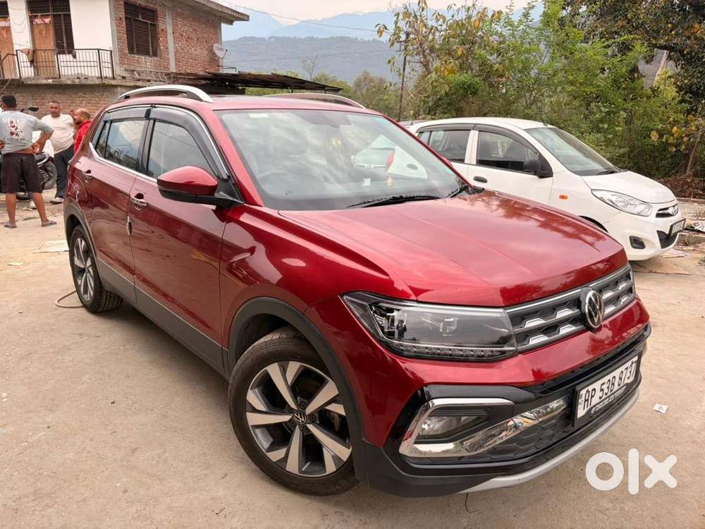 Well Maintained And Fully Loaded Car New Tyres Installed Just Now