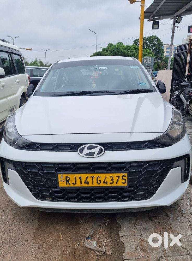 Hyundai Aura 1.2 Sx Cng, 2025, Cng & Hybrids