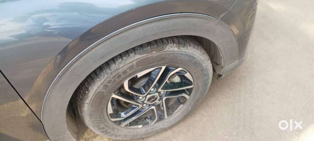 Kia Carens G 1.5 6mt Premium (o) 7-seater, 2024, Petrol