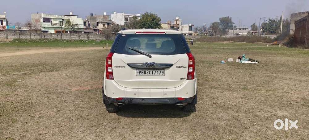 Mahindra Xuv500 2.2 W10, 2015, Diesel