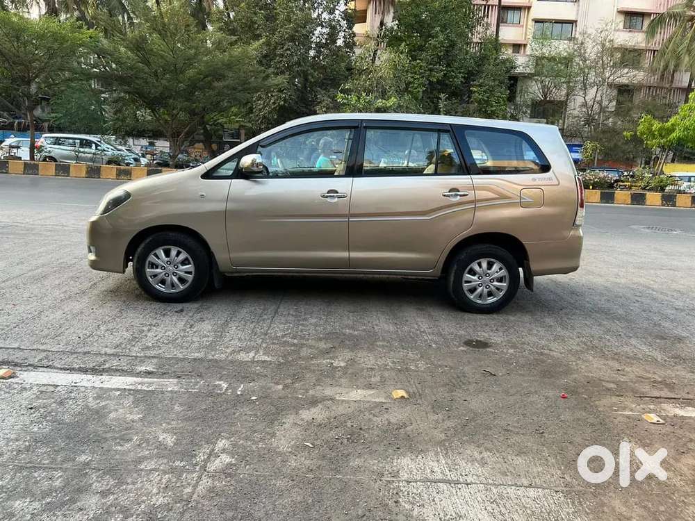 Toyota Innova 2.5 V 7 Str, 2010, Diesel
