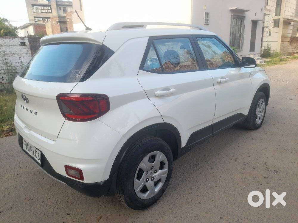 Hyundai Venue S Plus Mt 1.2 Kappa, 2021, Petrol