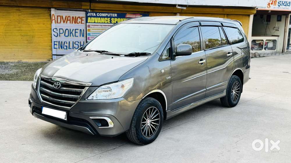 Toyota Innova [2013-2016] 2.5 G4 8 Str, 2014, Diesel