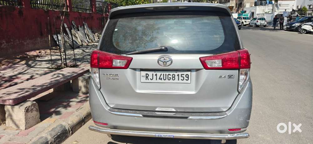 Toyota Innova Crysta 2.4 Zx Mt, 2017, Diesel