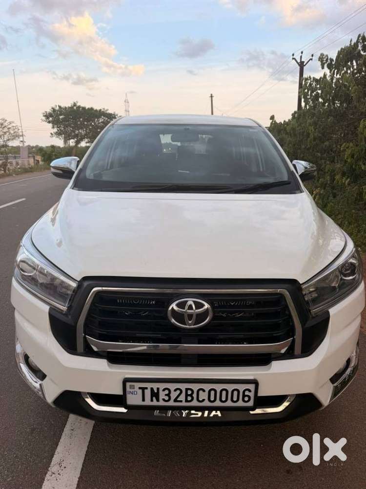 Toyota Innova Crysta 2.4 V 8 Str, 2022, Diesel