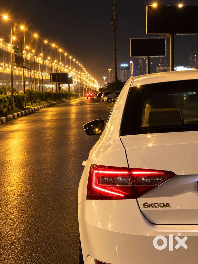 Skoda Superb L&k 2.0 Tdi At, 2019, Diesel