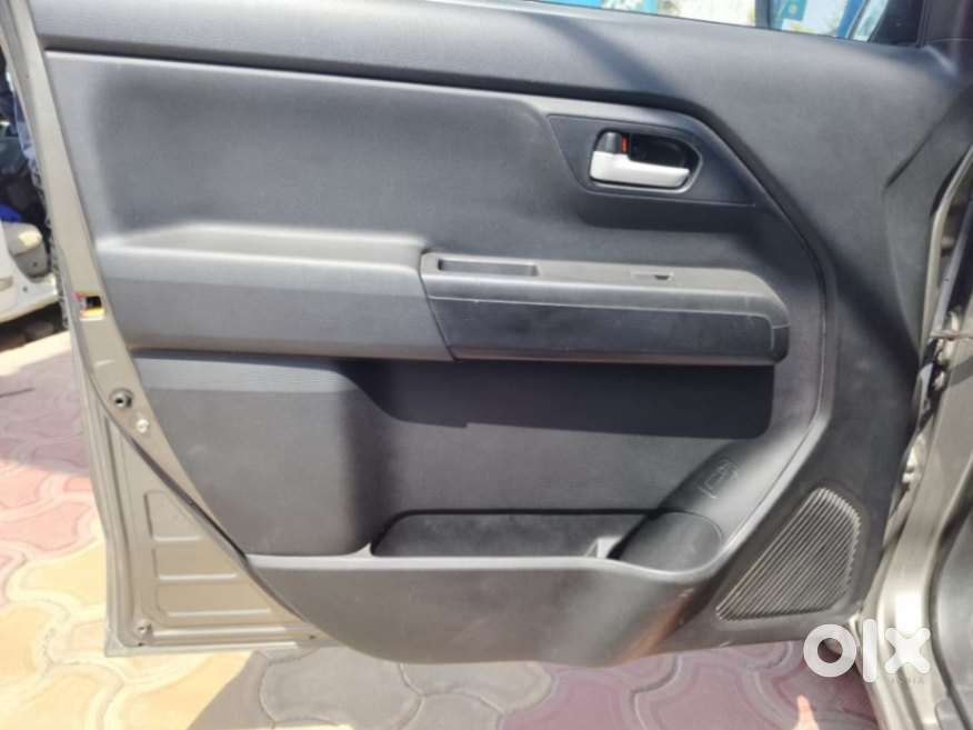 Maruti Suzuki Wagon R Vxi 1.0, 2023, Petrol
