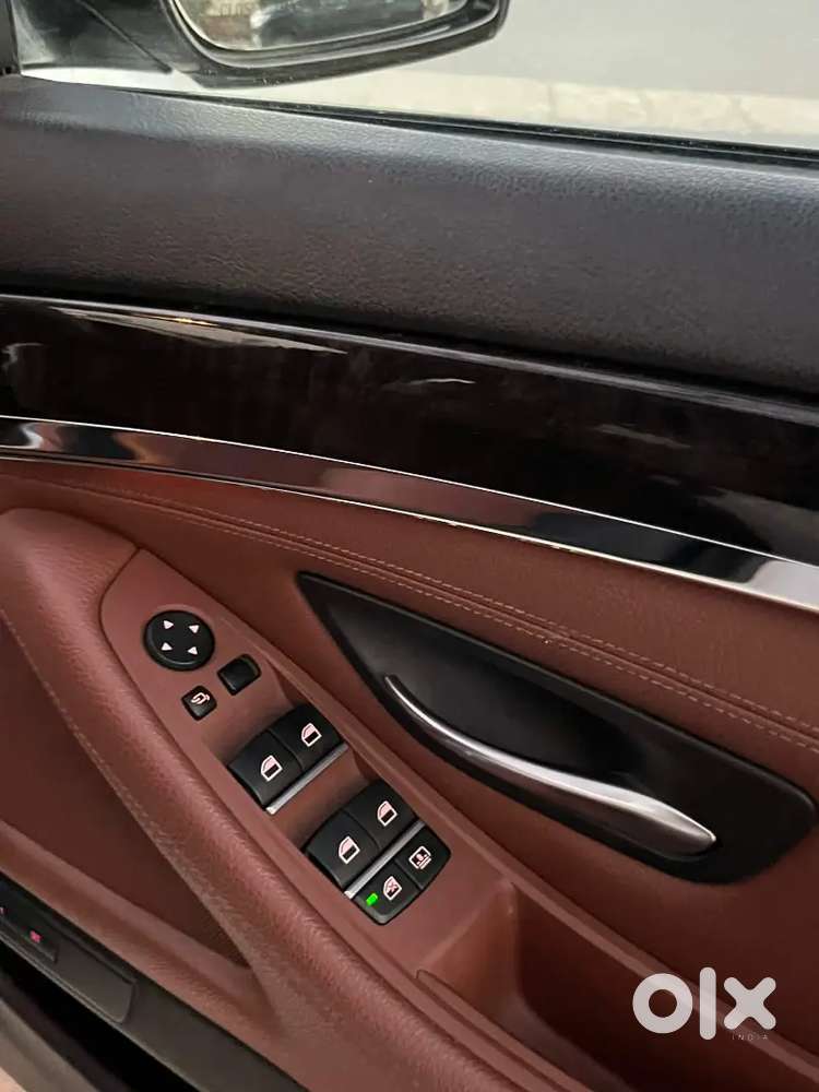 Bmw 530d M Sport 
2017 Model
Km Drive 123000
Rate 1900000