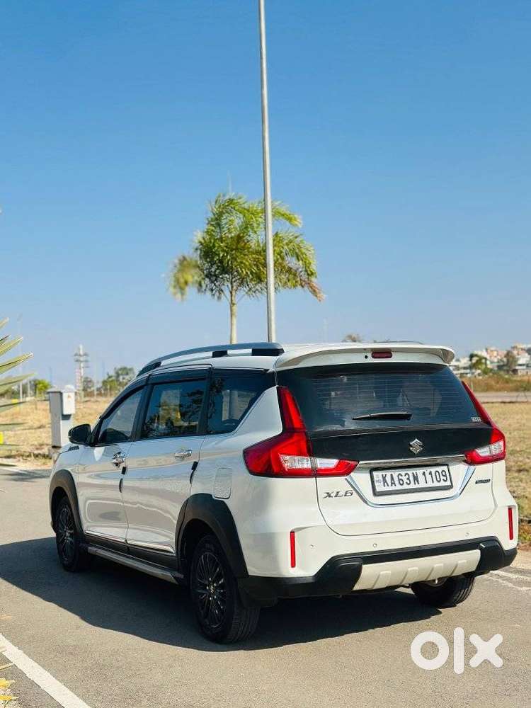 Maruti Suzuki Xl6 1.5 Zeta Mt, 2022, Petrol