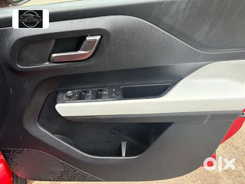 Tata Punch 1.2 Revotron Creative Dual Tone, 2022, Petrol