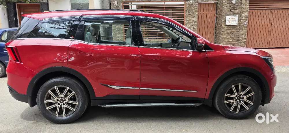 Mahindra Xuv700 2025 Year Luxury Diesel
