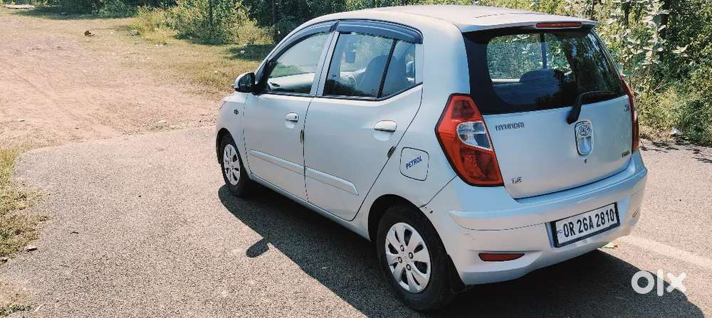 Hyundai I10 Sportz 2011 Model