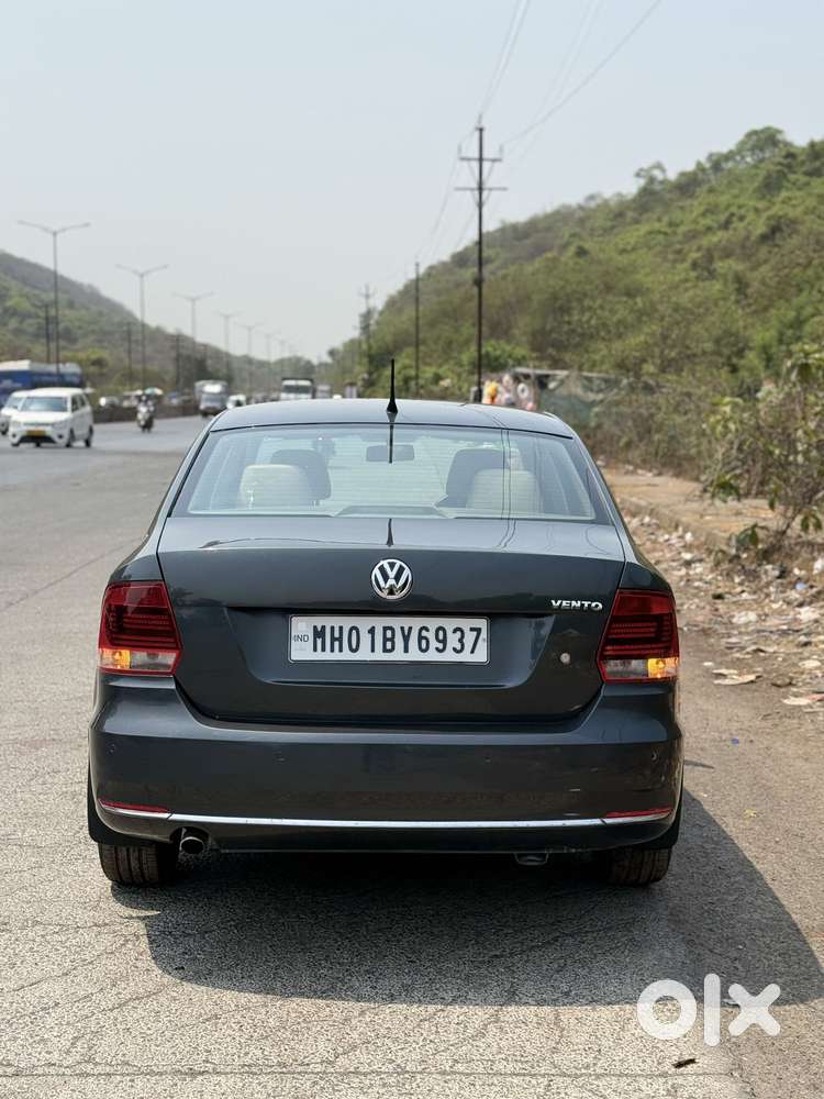 Volkswagen Vento 1.2 Tsi Highline Plus At, 2015, Petrol