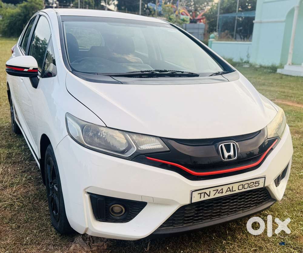 Honda Jazz 1.2 V I Vtec Privilege, 2015, Petrol