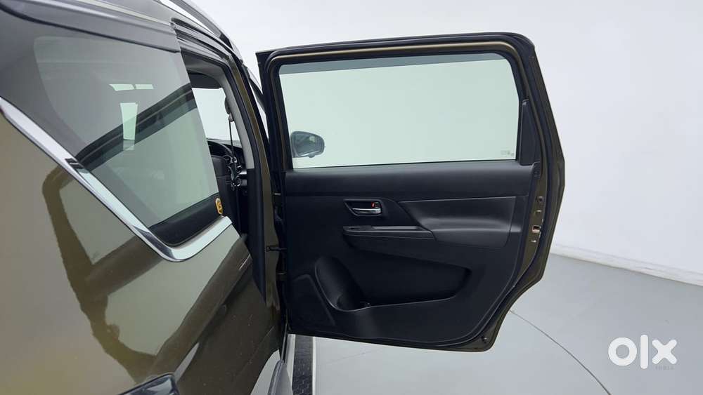 Maruti Suzuki Xl6 1.5 Alpha Plus At, 2022, Petrol