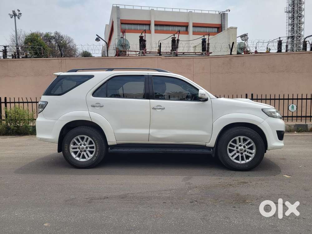 Toyota Fortuner 3.0 4x2 Automatic, 2012, Diesel