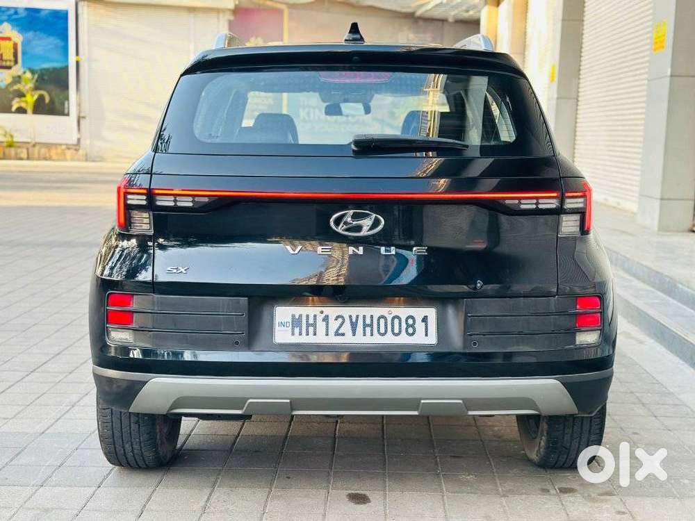 Hyundai Venue Sx Mt, 2023, Diesel