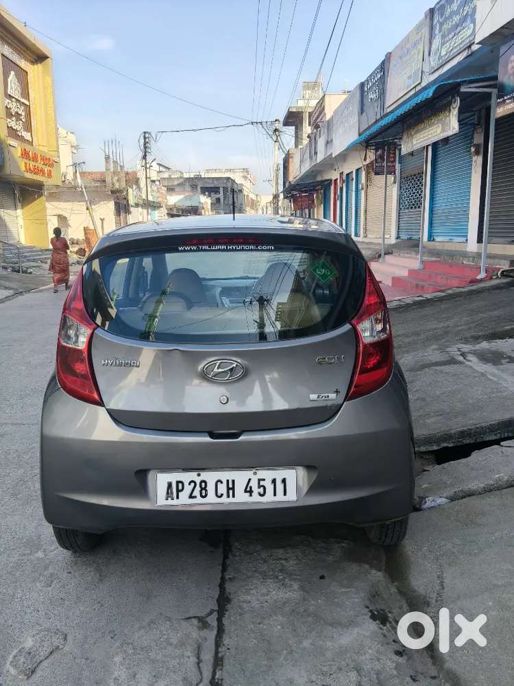 Hyundai Eon 2013 Lpg Car Excellent Condition