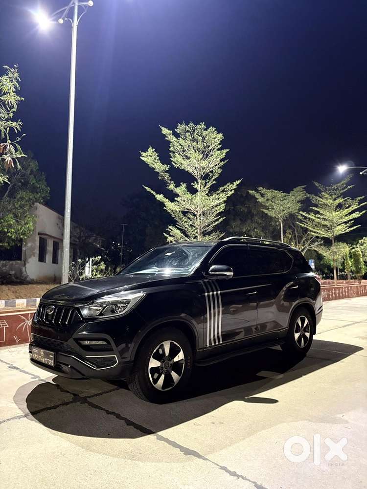 Mahindra Alturas G4 2020 Diesel Well Maintained