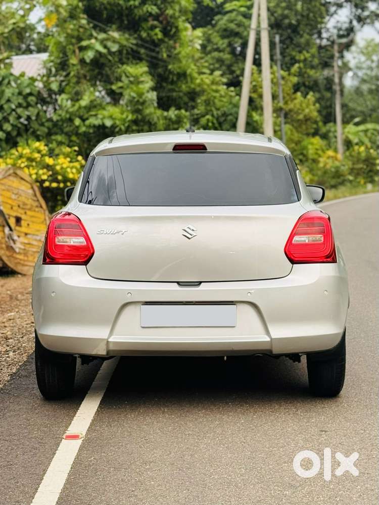 Maruti Suzuki Swift Vxi Optional, 2021, Petrol