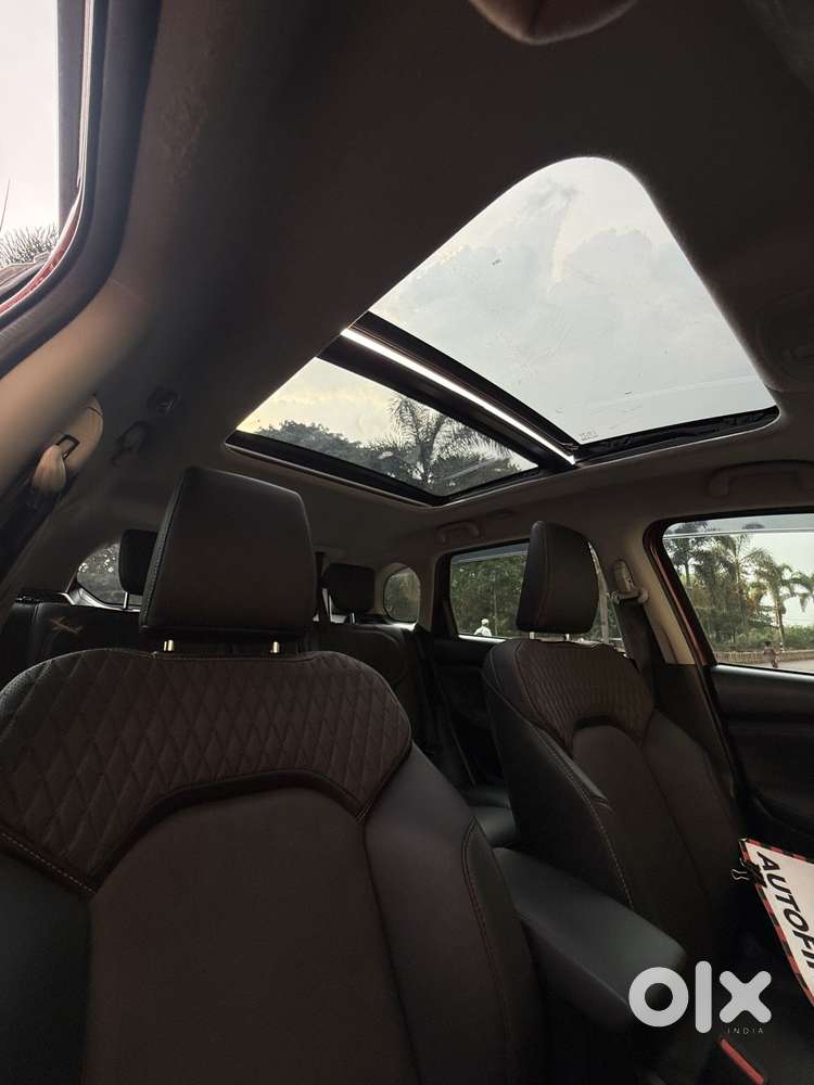 Maruti Suzuki Vitara Brezza G Smart Hybrid Alpha, 2024, Petrol