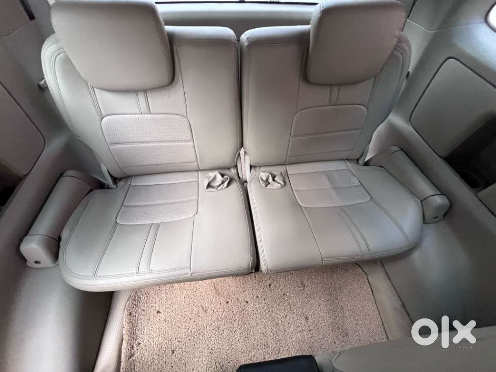 Toyota Innova 2.5 Vx 8 Str, 2011, Diesel