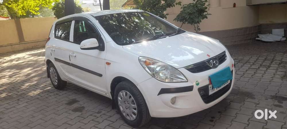 Hyundai I20 Magna Petrol 2010