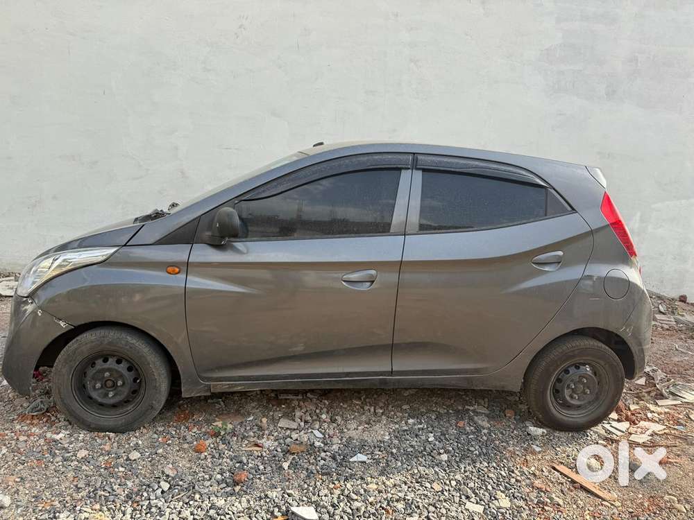 Hyundai Eon 2016 Petrol Well Maintained
