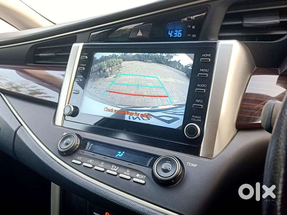 Toyota Innova Crysta